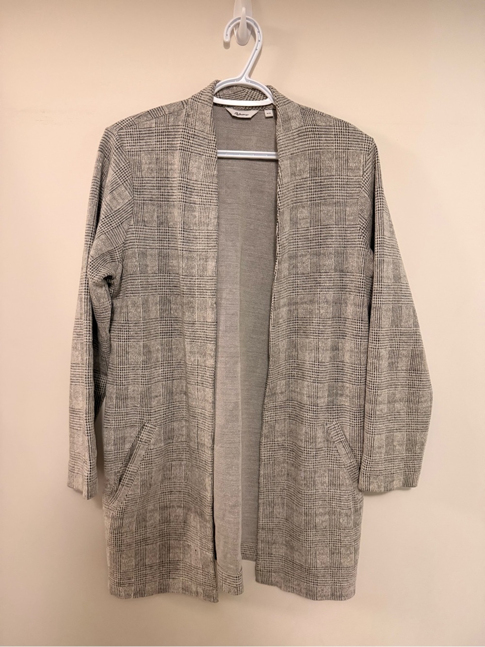 Reitmans Gray Plaid Open-Front Long Cardigan Size Medium